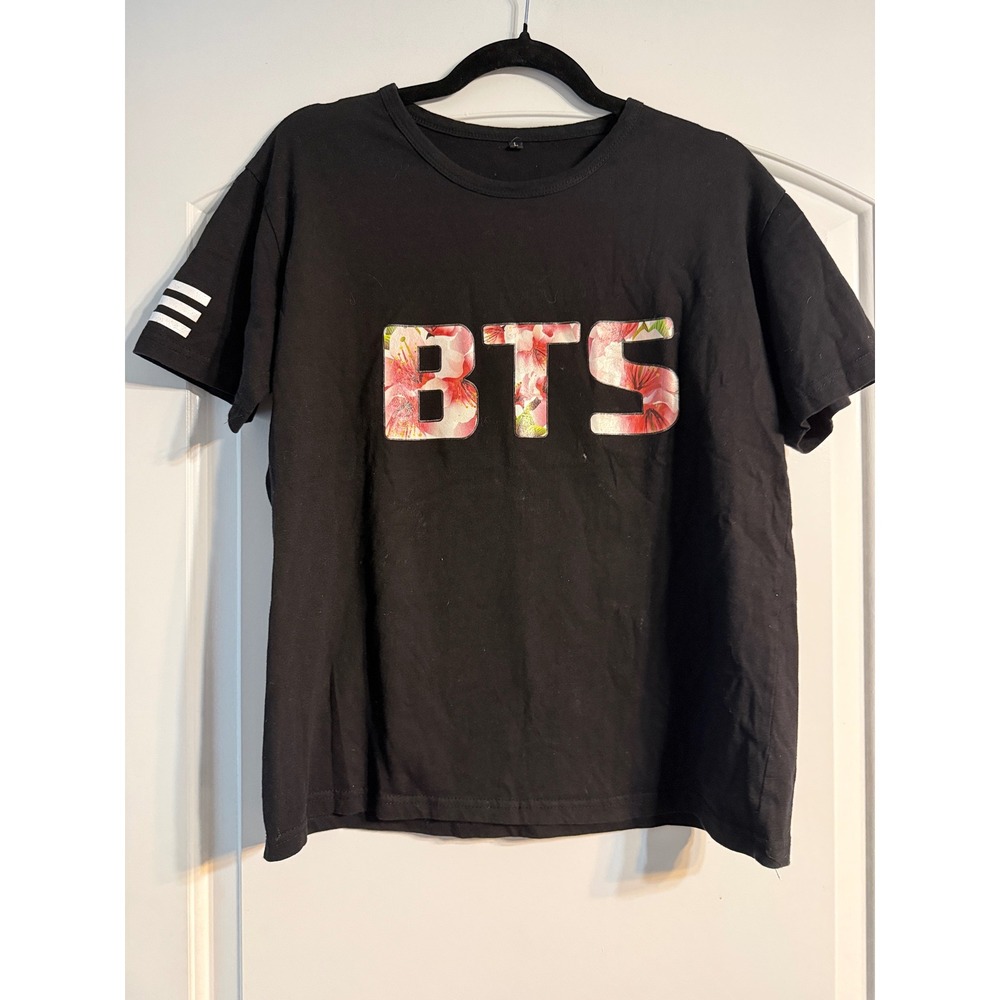 BTS J-Hope 94 Jimin 95 Graphic T-Shirt Women Large Black Floral K-Pop